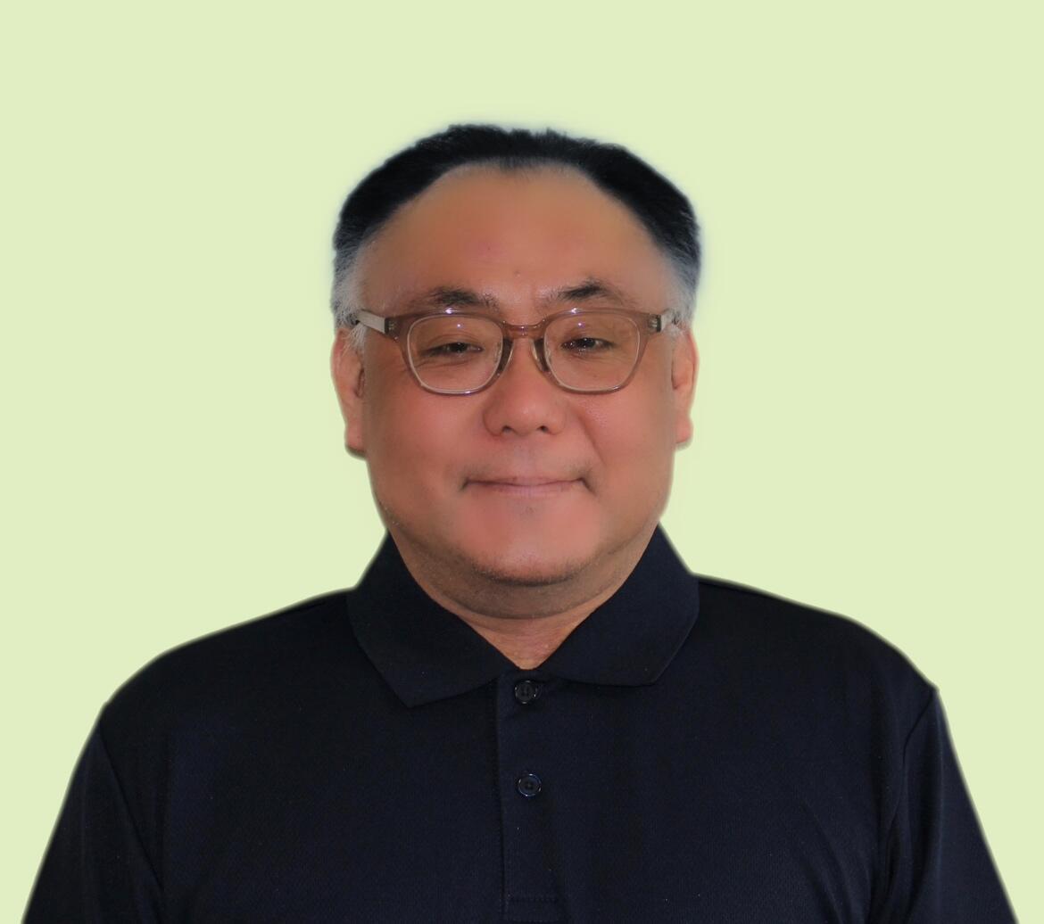 たかやま　しんご